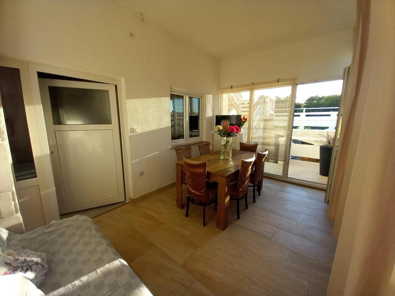 Apartmani Tudek Vir Buitenkant foto